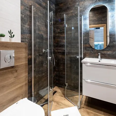 Nowy Blisko Plazy * Леба